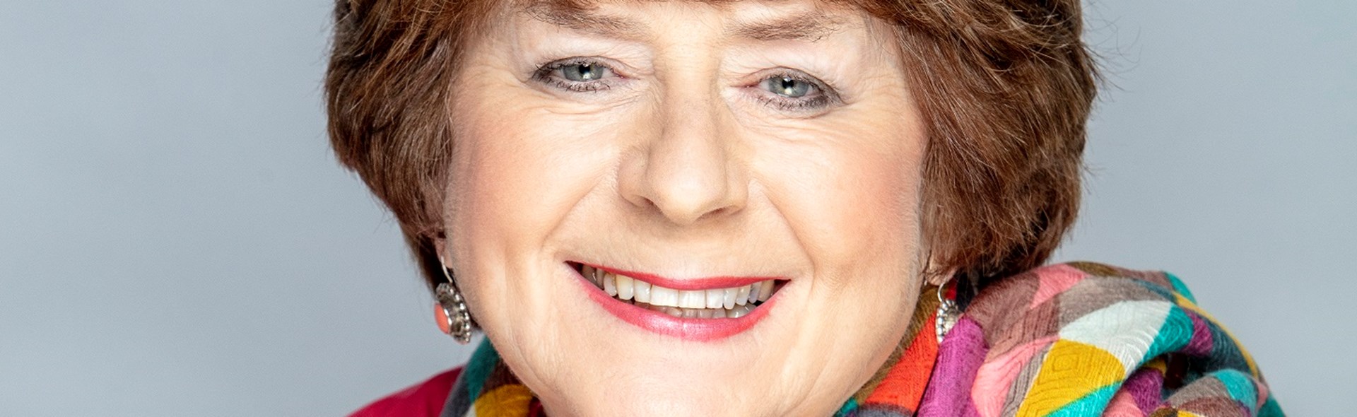 Pam Ayres: Up In The Attic